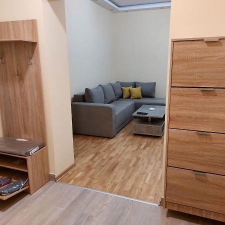 Jez Appartement Belgrado Buitenkant foto