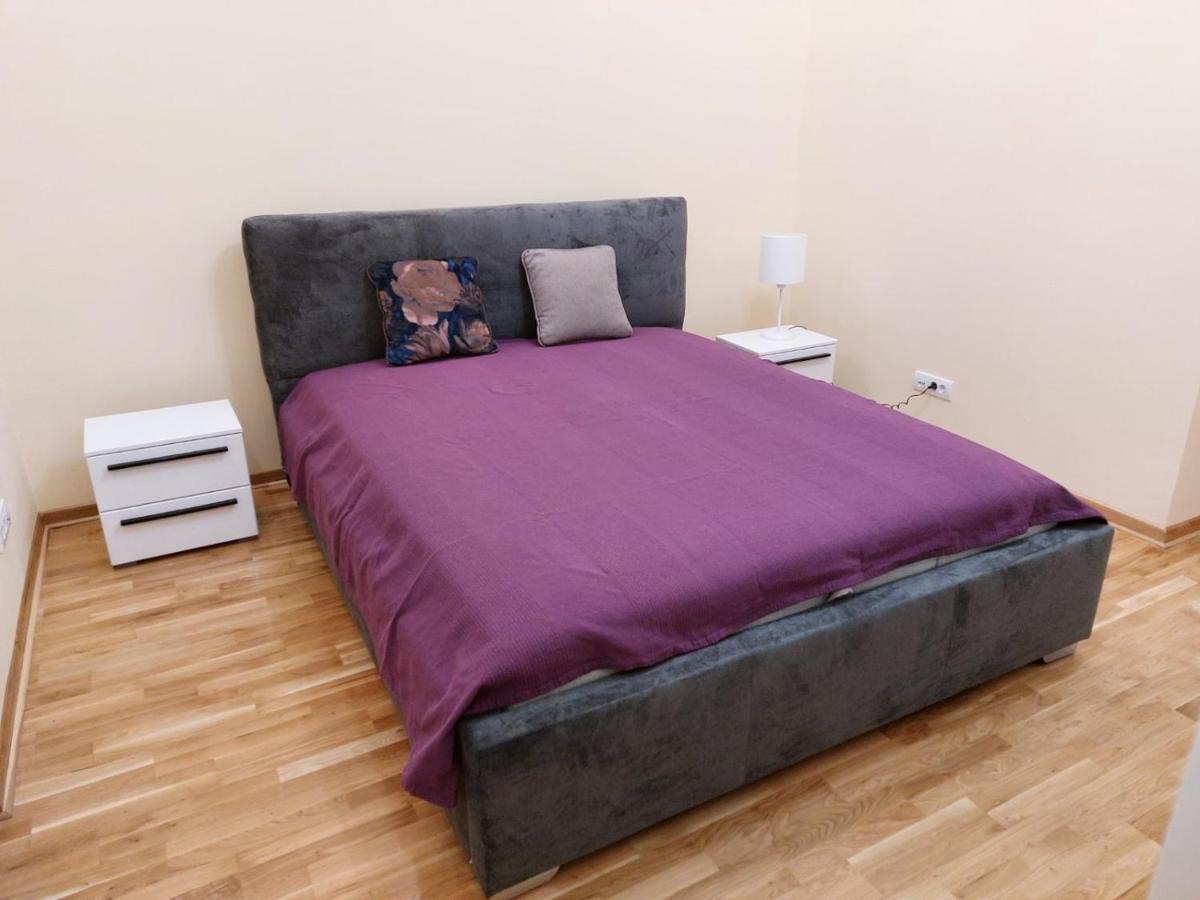 Jez Appartement Belgrado Buitenkant foto